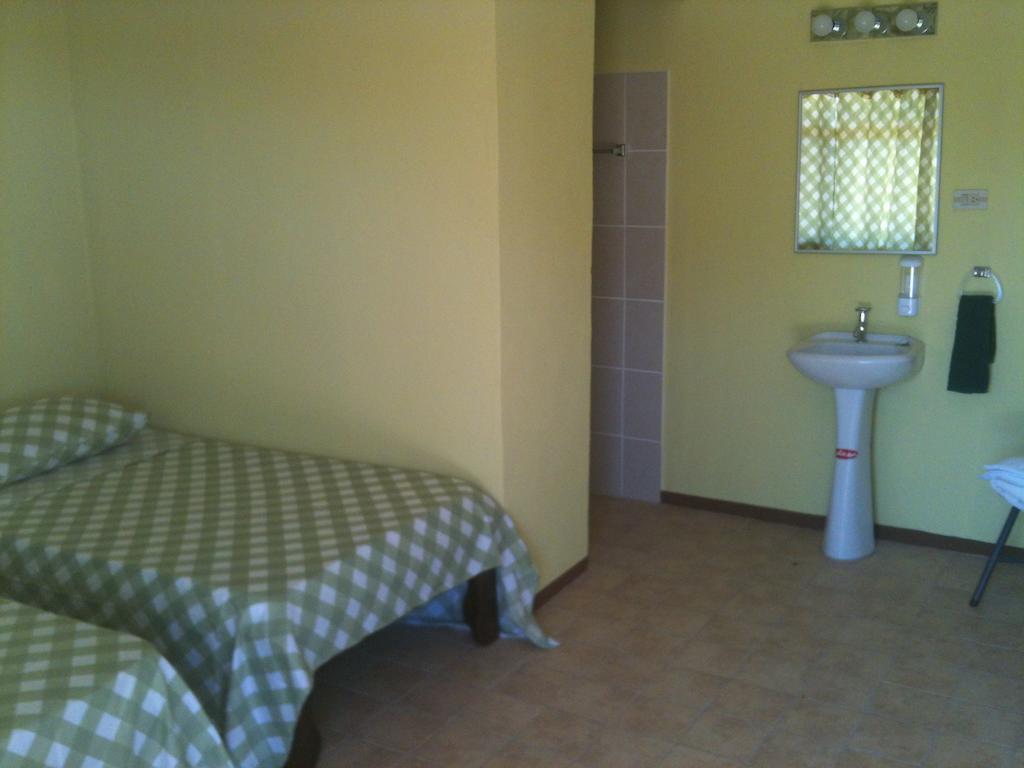 Royal Heights Ξενοδοχείο Jicaral Δωμάτιο φωτογραφία